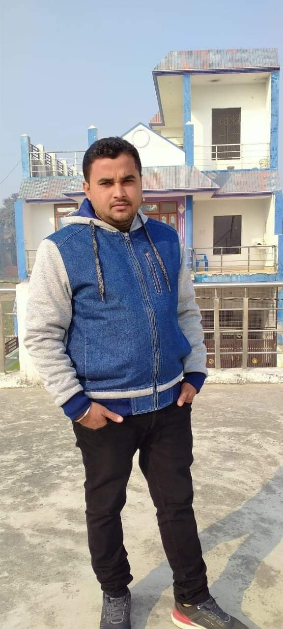 टीम सदस्य 8